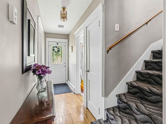 5th image of 3400 Connaught Ave
