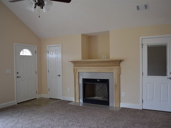 3rd image of 130 Linda Kay Ct