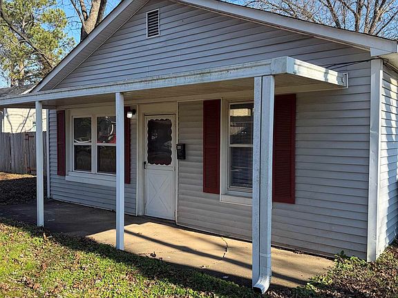 3rd image of 408 Irvin St