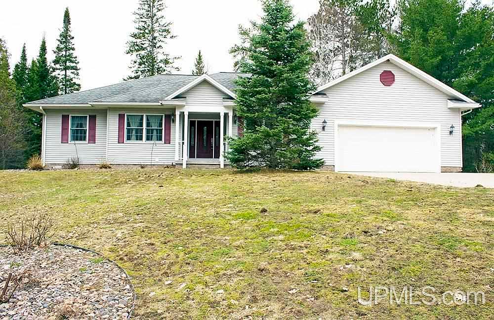 325 Woods Rd, Marquette, MI 49855 Zillow