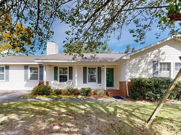 203 Ambrose Ct, Dothan, AL 36301