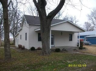 481 W 1st St, BECKEMEYER, IL 62219