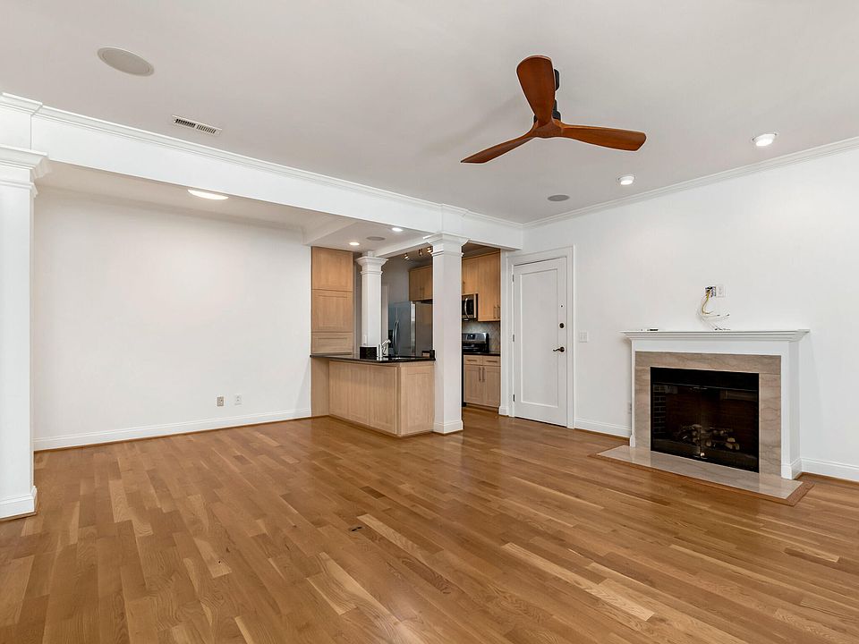 1st image of 2243 Selwyn Ave APT 103