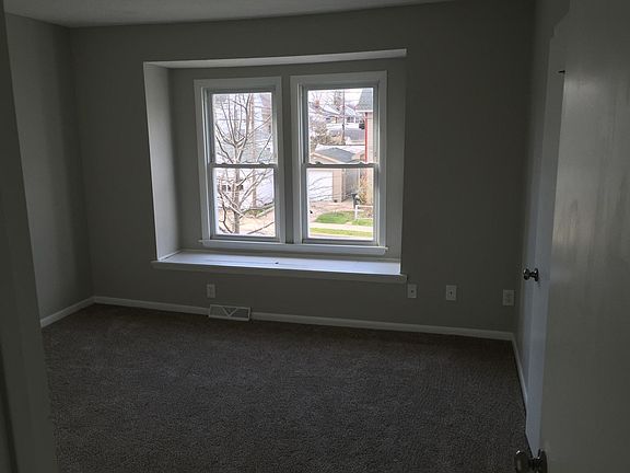5th image of 1525 Olivewood Ave