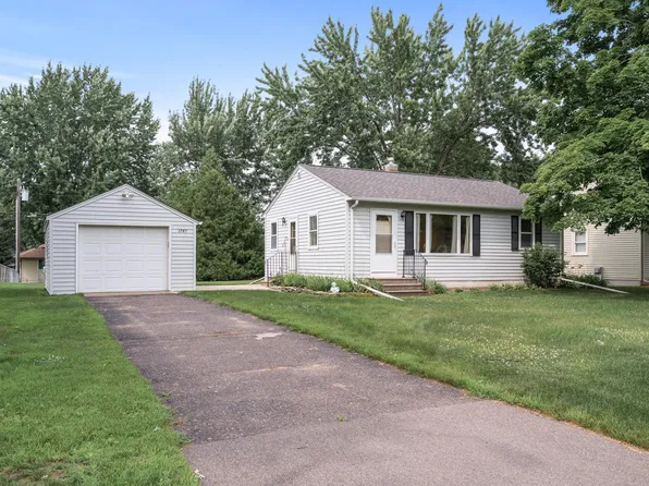 1747 Hillview Rd, Shoreview, MN 55126