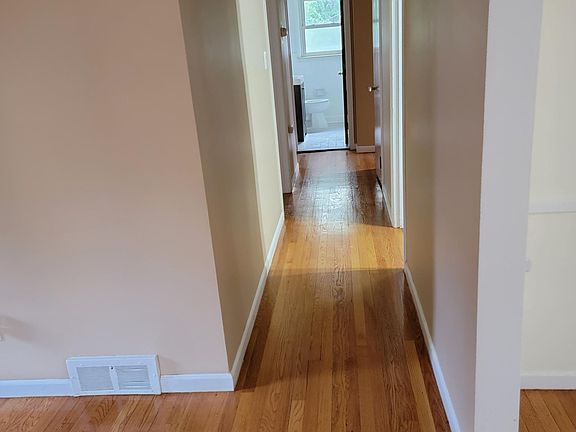 4th image of 8139 Riverdale St