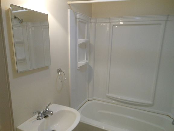 5th image of 2216 Byerly Ct