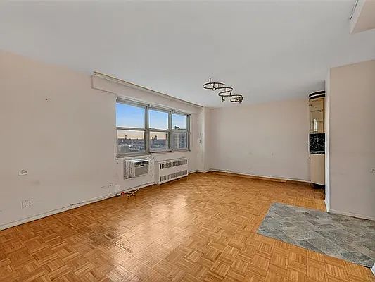 4th image of 460 Neptune Ave APT 18A
