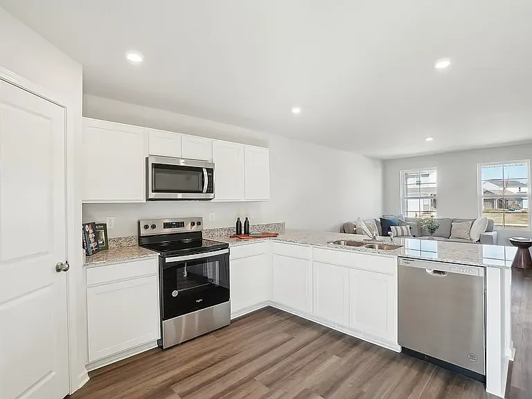114 Katsura Way — Photo 5
