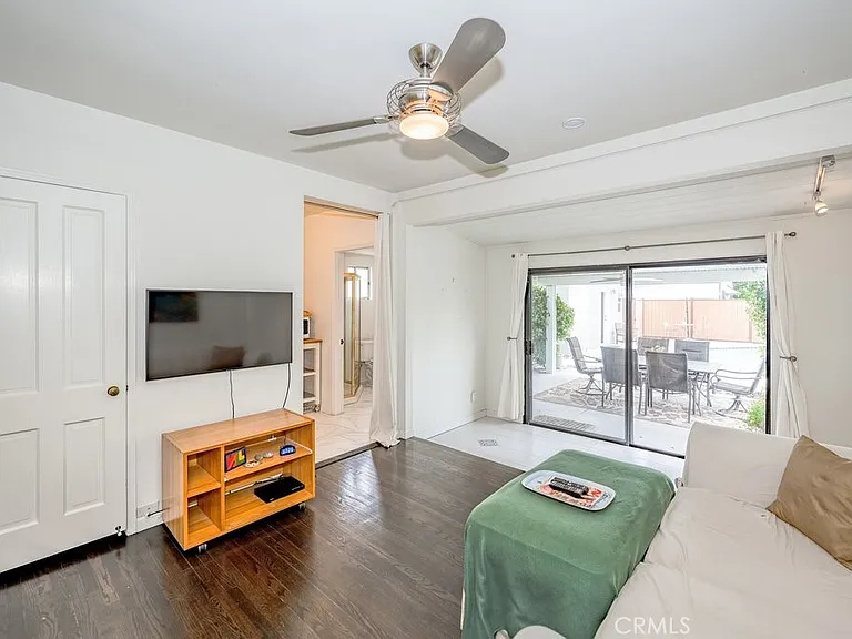 5938 Simpson Ave — Photo 17