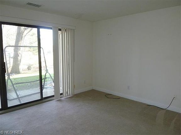 5th image of 3800 Rosemont Blvd APT 101B