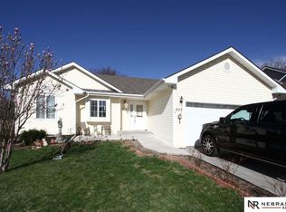 503 Trail Ridge Cir, Lincoln, NE 68505