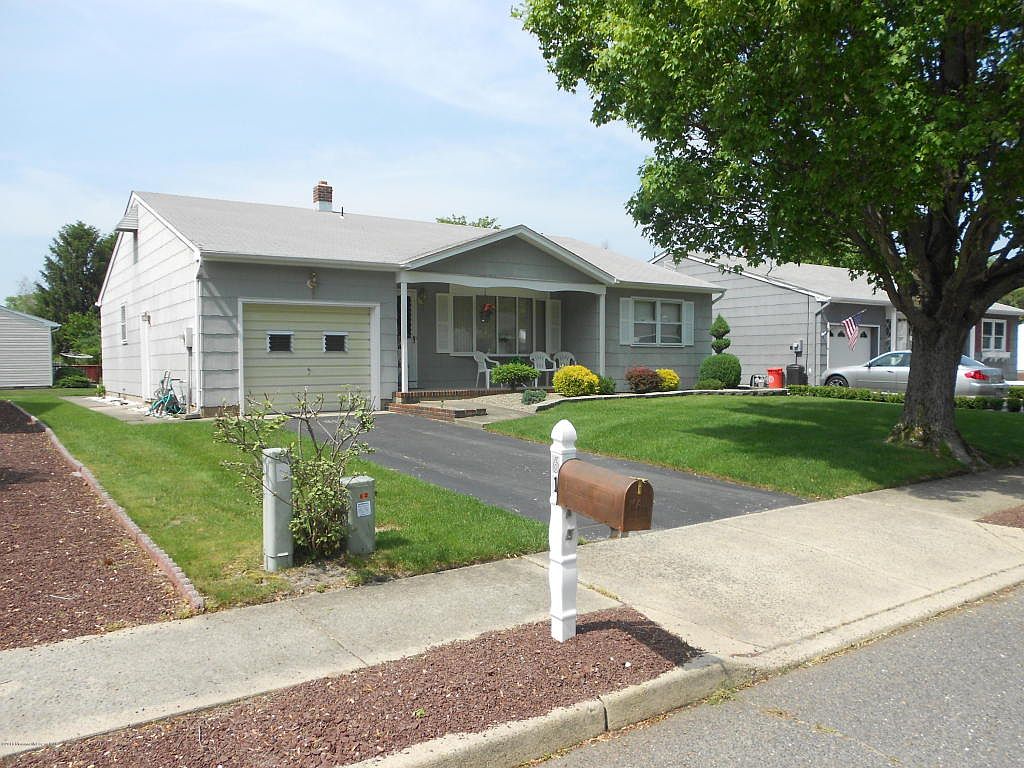 61 Castleton Dr, Toms River, NJ 08757 Zillow