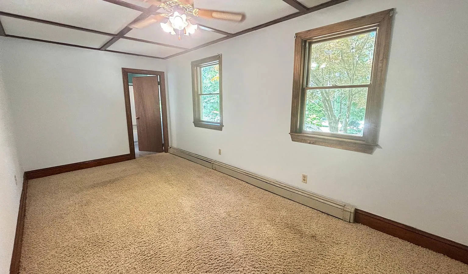 3 bed, $3,000 — Photo 4