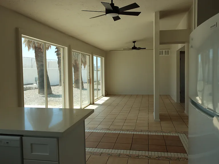 814 Chalon Ln — Photo 5
