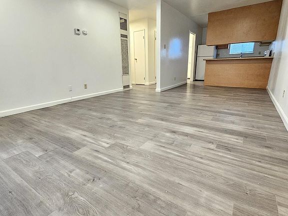 3rd image of 2355 5th Ave