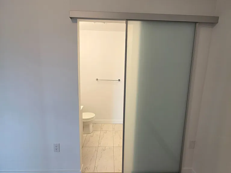 2433 Dufferin St #208 — Photo 25