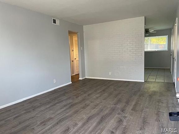 3rd image of 3648 Edmundson Rd #1