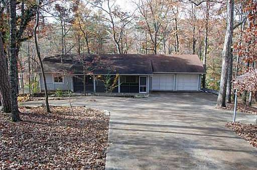 2nd image of 3523 Pinecrest Dr