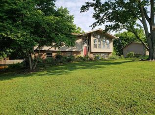 12027 Midhurst Dr, Knoxville, TN 37934