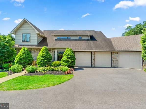 2338 Golf View Ln, Hampstead, MD 21074