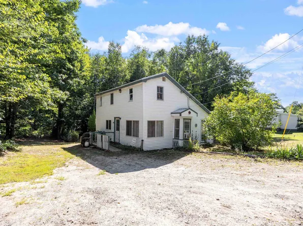 71 Varney Road, Wolfeboro, NH 03894