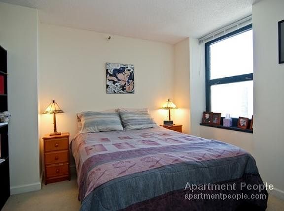 4th image of 3660 N Lake Shore Dr APT 4306