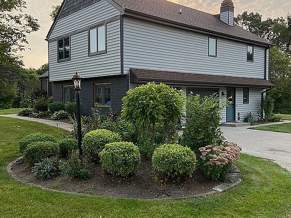 2nd image of 2676 Huck Finn Dr