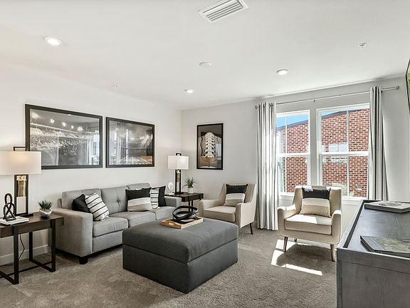 Strauss Urban 4 Story