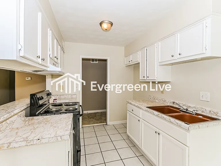 5323 Sunnyside Cv — Photo 6