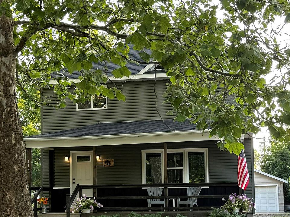 1st image of 112 Alexander St