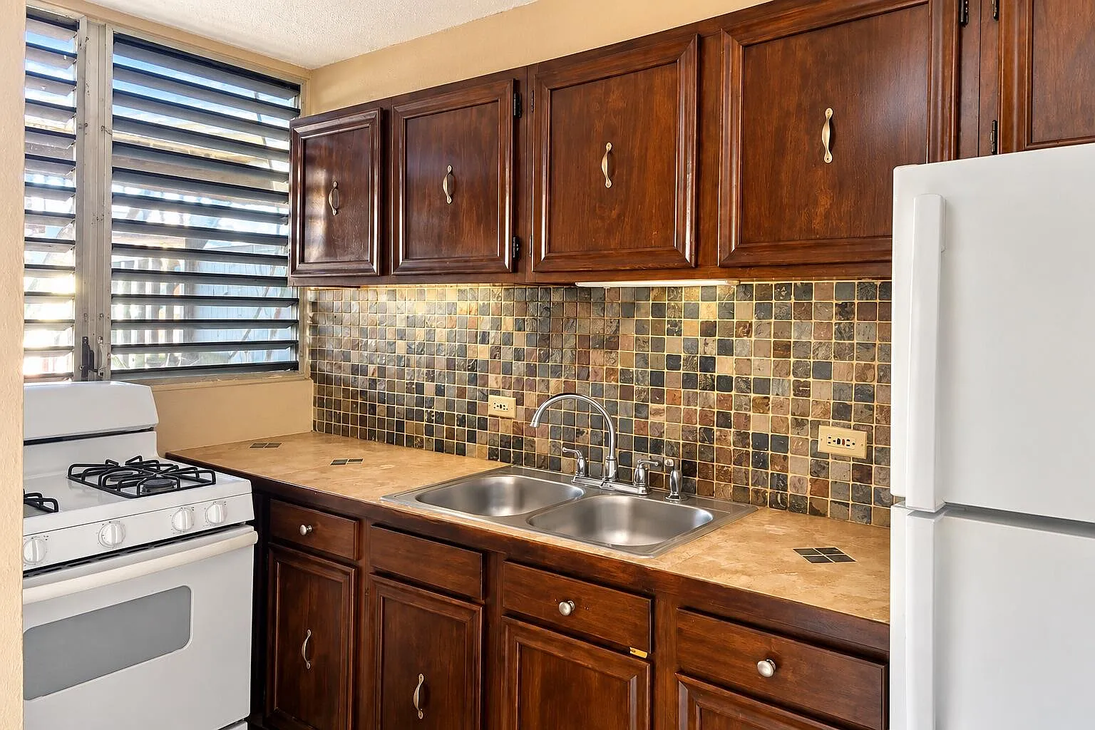 1 bed, $1,000 — Photo 2