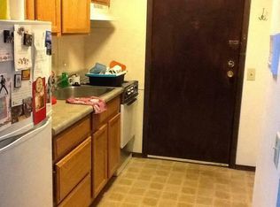 15 N Hancock St APT 302, Madison, WI 53703