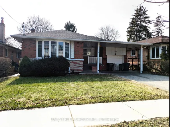 8 Storey Cres, Toronto, ON M9B 3C8