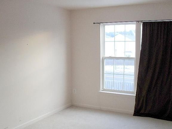 5th image of 9813 Bartley Ct