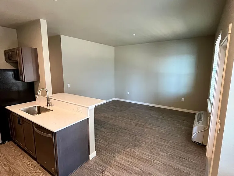 Introducing Dry Canyon Redmond's newest Luxury Apartments — Photo 36