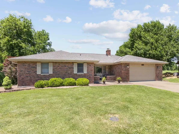 3311 N Tower Rd, Quincy, IL 62305