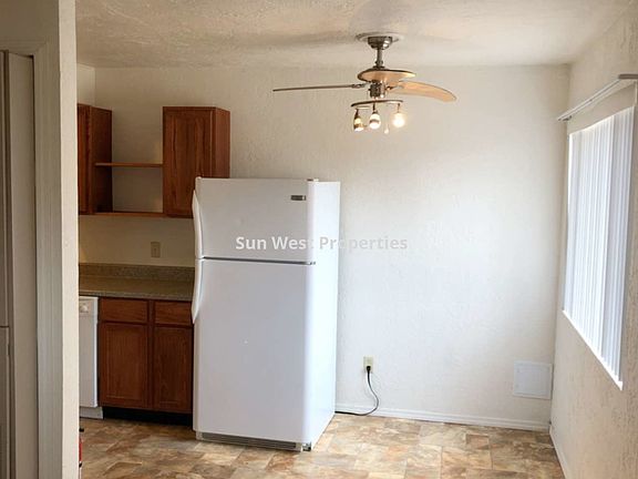 3rd image of 710 N Orchard Ave APT 2