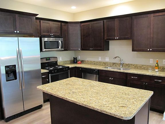 5th image of 4755 Shade Leaf Ln SE