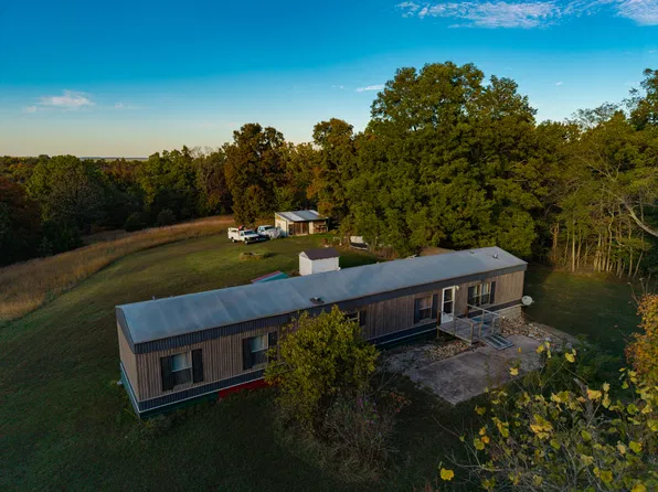 17379 Freedom Road, Willow Springs, MO 65793