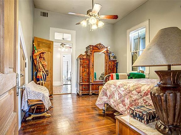 5th image of 601-03 Bartholomew St