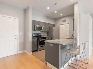 21 Hampshire Rd APT 212, Methuen, MA 01844