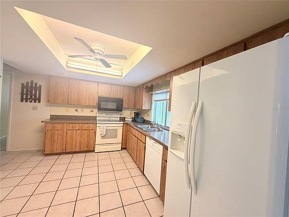 4th image of 3410 Hartley Rd