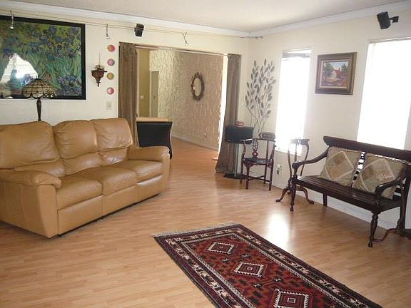 5th image of 2934 Irwindale Dr