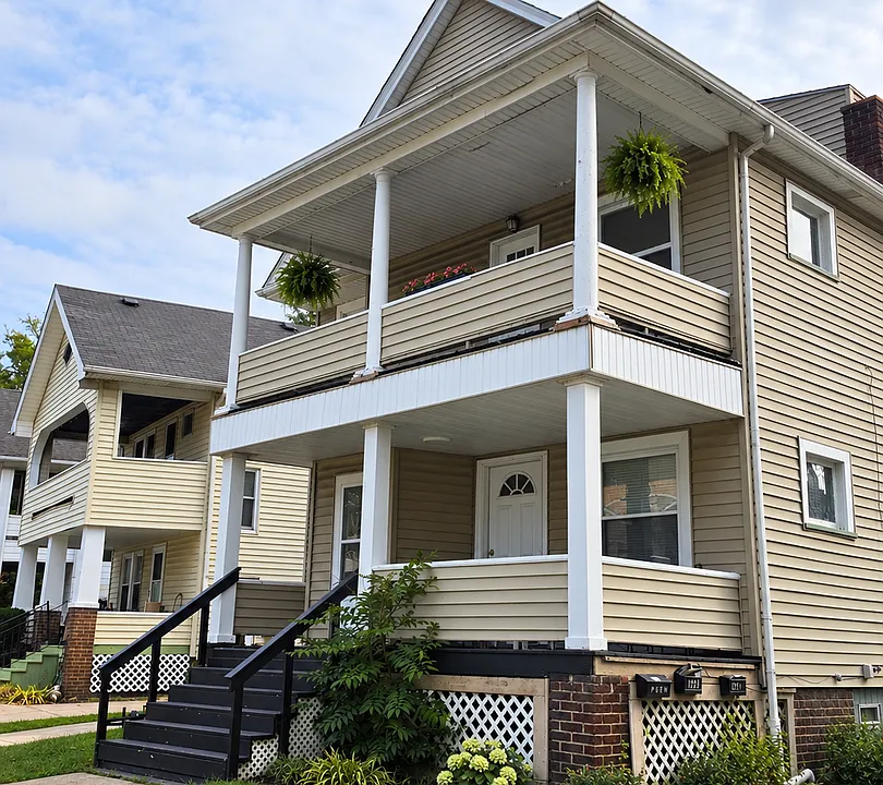 1279-81 Idlewood Ave
