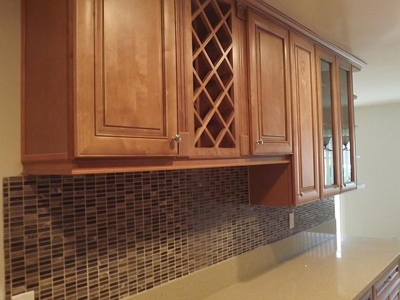 4th image of 712 N Kings Rd APT 205