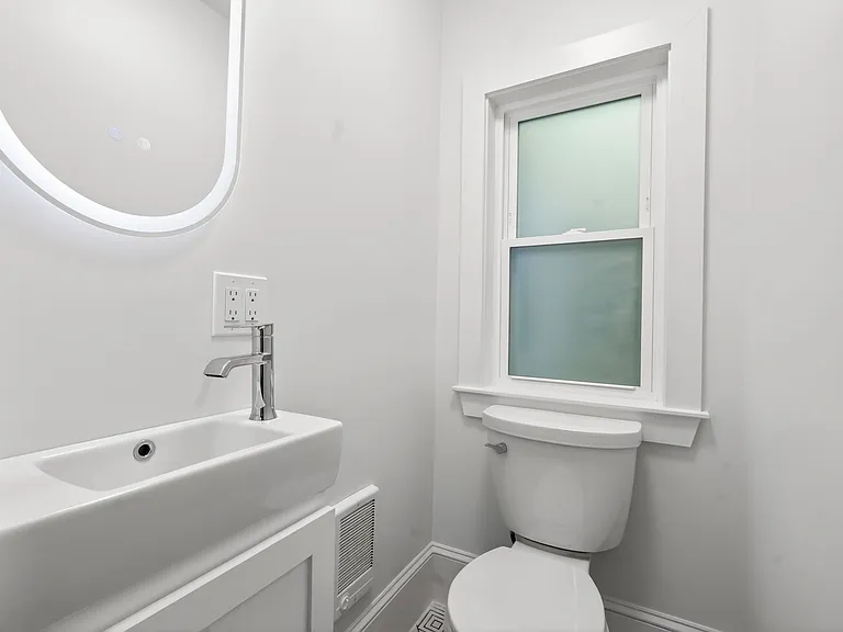 117 Woodstock St #2 — Photo 9