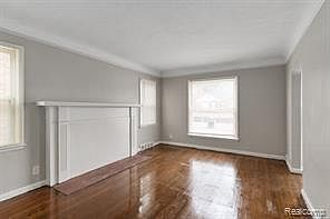 2nd image of 10642 McKinney St