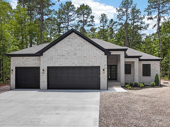 2nd image of 21 Casino Cir