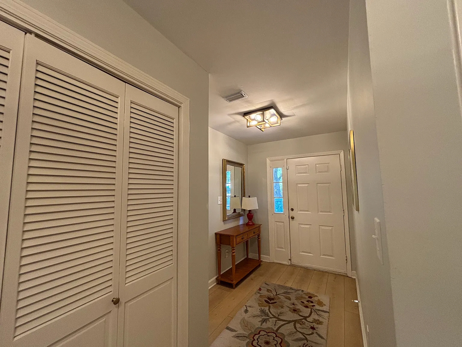 2 bed, 1260 sqft, $2,150 — Photo 4